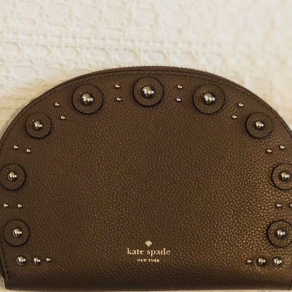 kate spade Handbags - Kate Spade Shara Wristlet